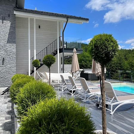 Be Be Chalet - Premium Jacuzi & Private Pool Bukovel Exterior foto