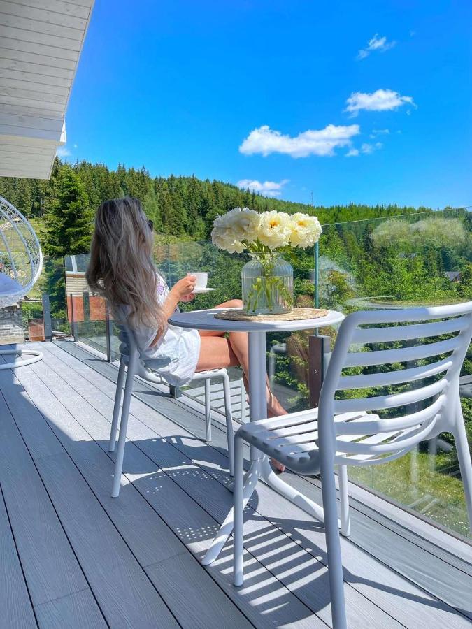 Be Be Chalet - Premium Jacuzi & Private Pool Bukovel Exterior foto