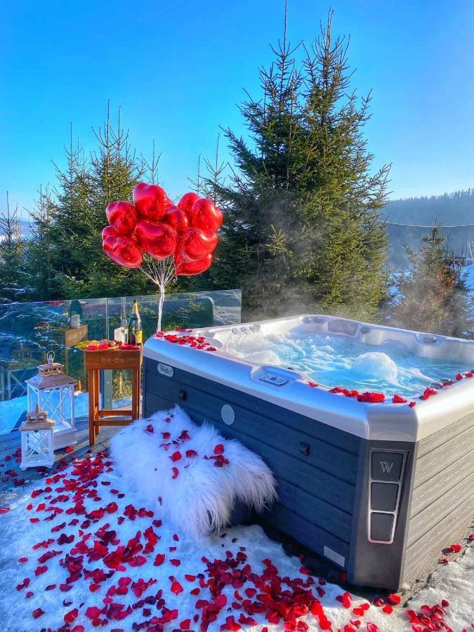Be Be Chalet - Premium Jacuzi & Private Pool Bukovel Exterior foto