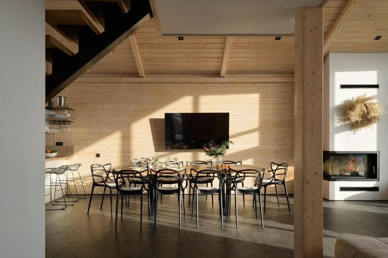Be Be Chalet - Premium Jacuzi & Private Pool Bukovel Exterior foto